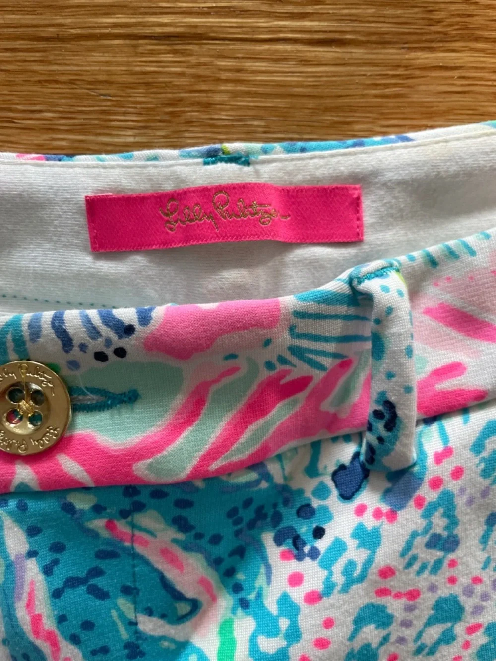 LILLY PULITZER CALLAHAN SHORTS SIZE 2